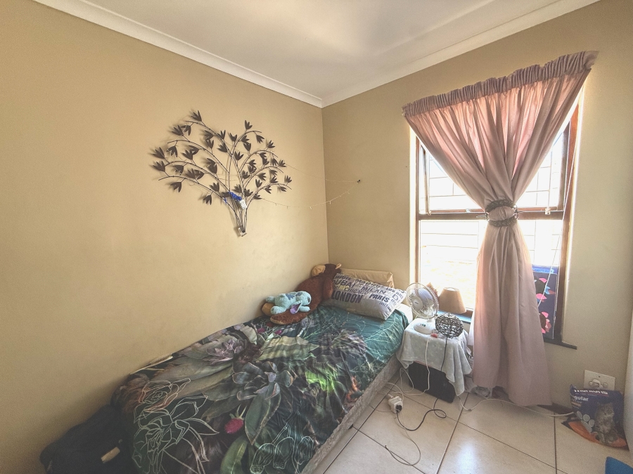 2 Bedroom Property for Sale in Table View Western Cape